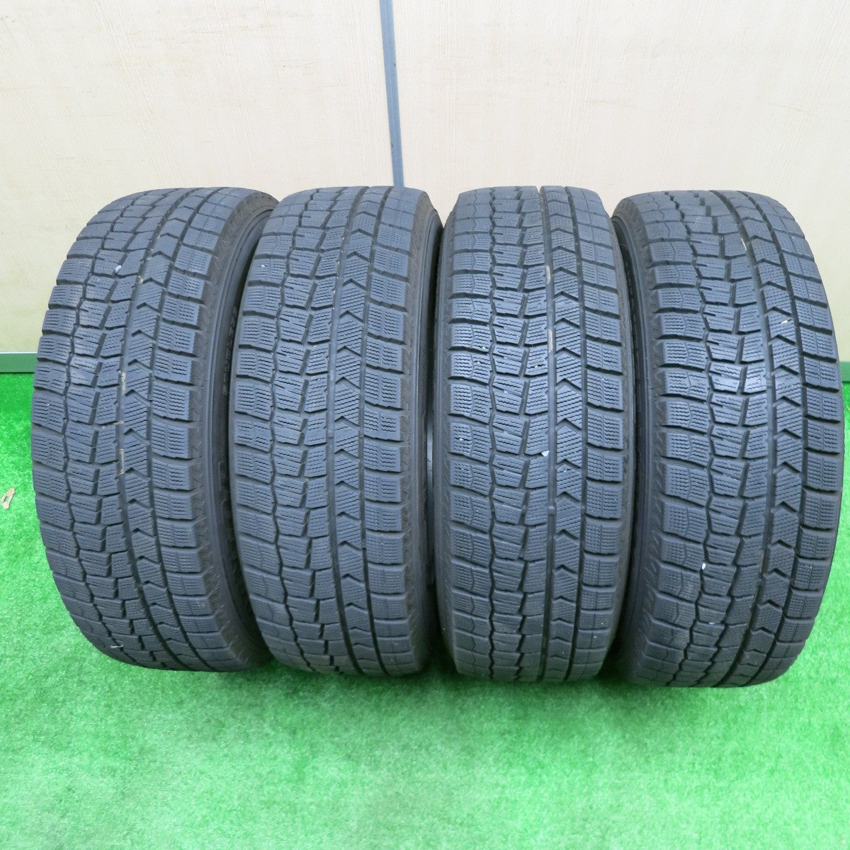 [送料無料] バリ溝！20年！キレイ！9.5分★スタッドレス 205/65R16 ダンロップ ウインターマックス WM02 DUFACT デュファクト PCD114.3/5H★4091304NJス