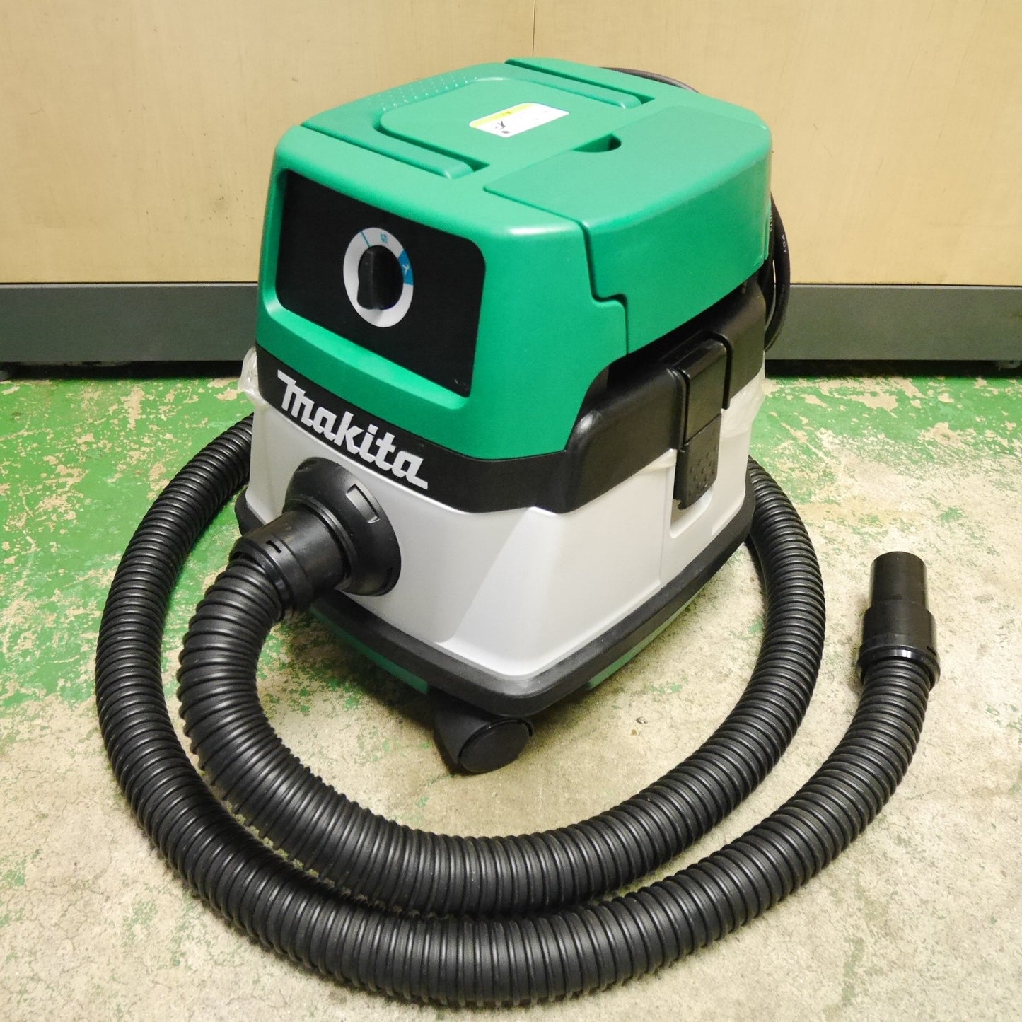 [送料無料] キレイ！ホース付き☆マキタ 乾湿 両用 業務用 集じん機 M442 集塵機 電動 工具 100V makita☆