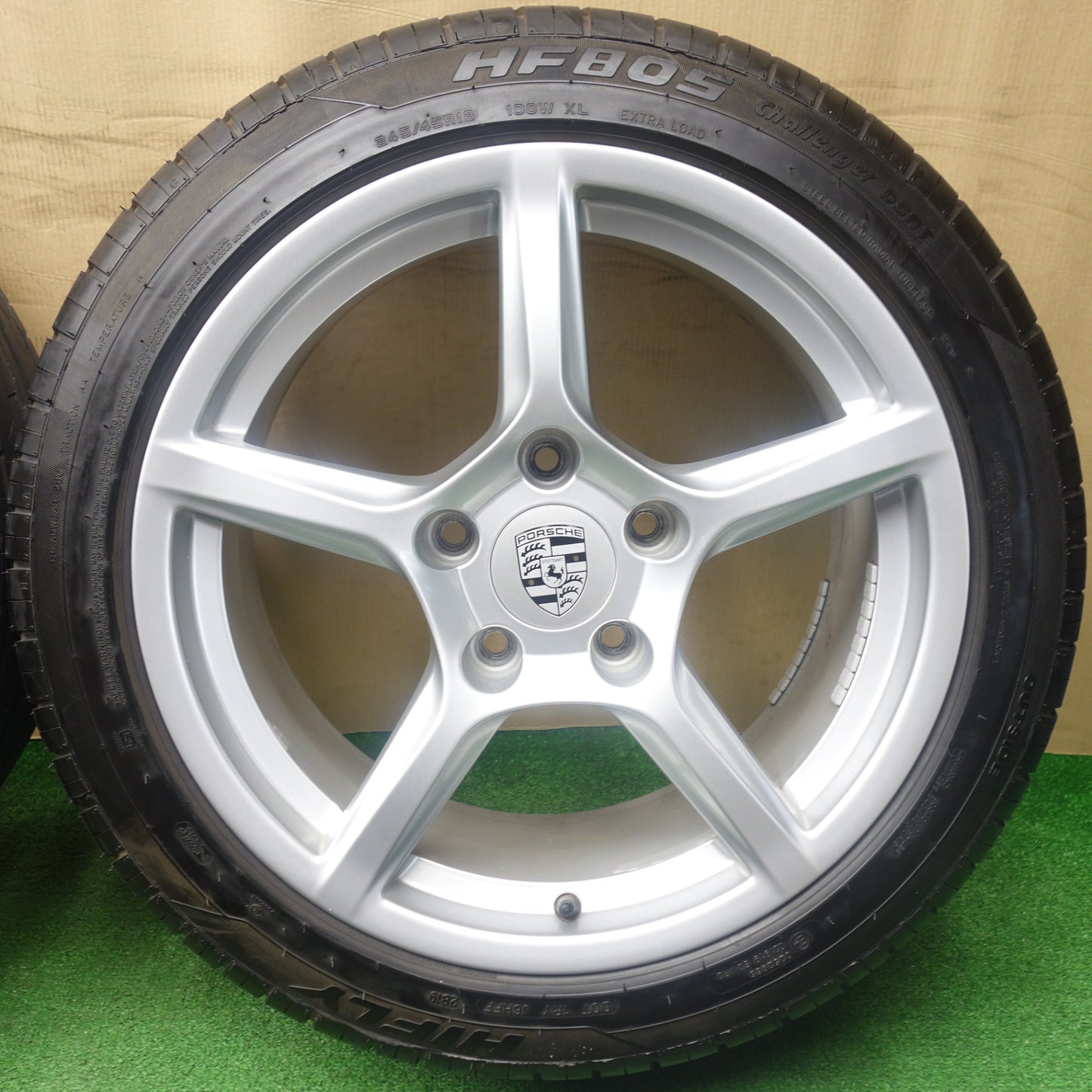 バリ溝！23年！キレイ！9.5分★ポルシェ 981 ケイマン ボクスター 純正 225/45R18 245/45R18 ロードストーン EUROVIS sport04 ハイフライ HF805 18インチ PCD130/5H★6013001KTノ
