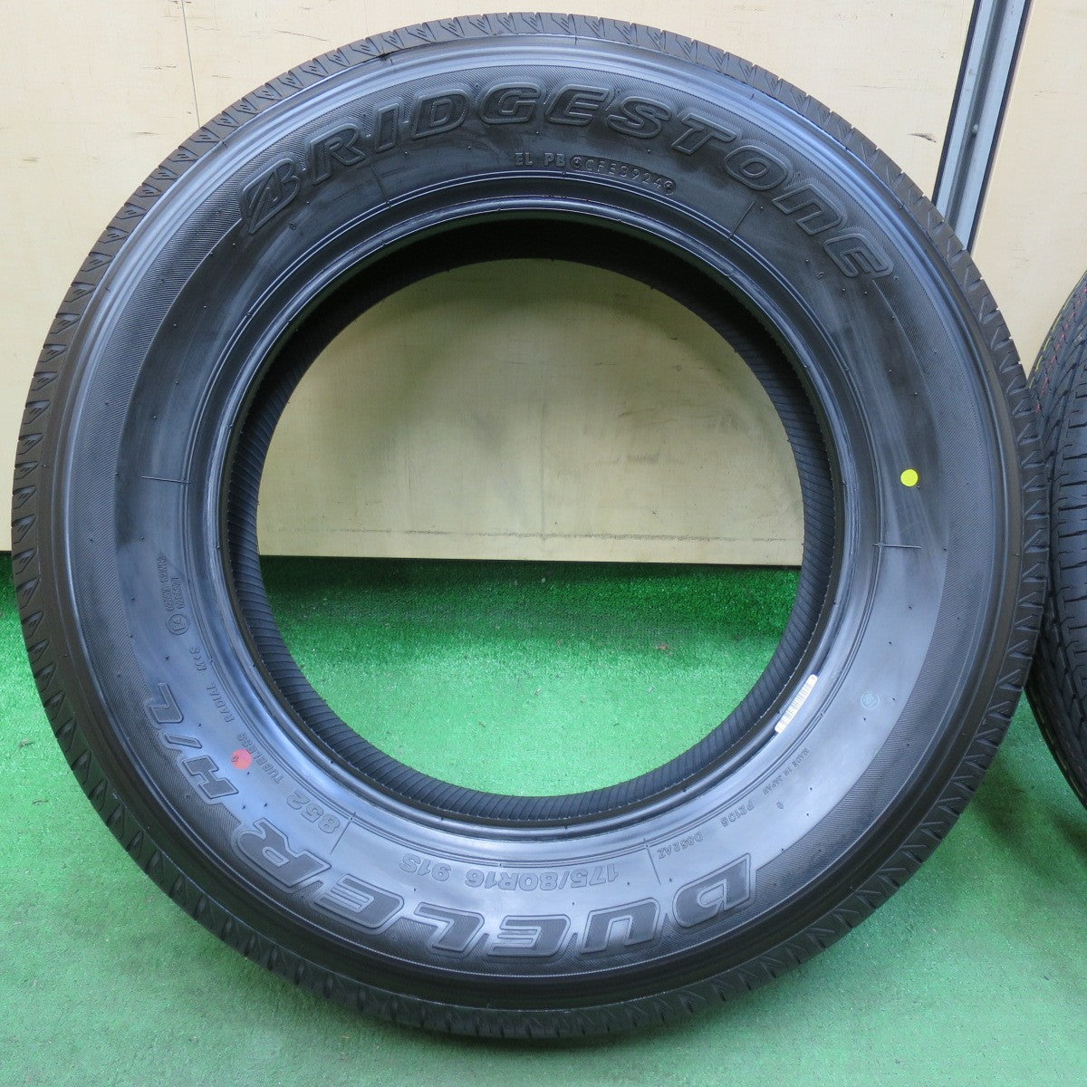[送料無料] 新車外し！24年★ジムニー 等 175/80R16 ブリヂストン デューラー H/L 852 タイヤ 16インチ★4112201イノタ