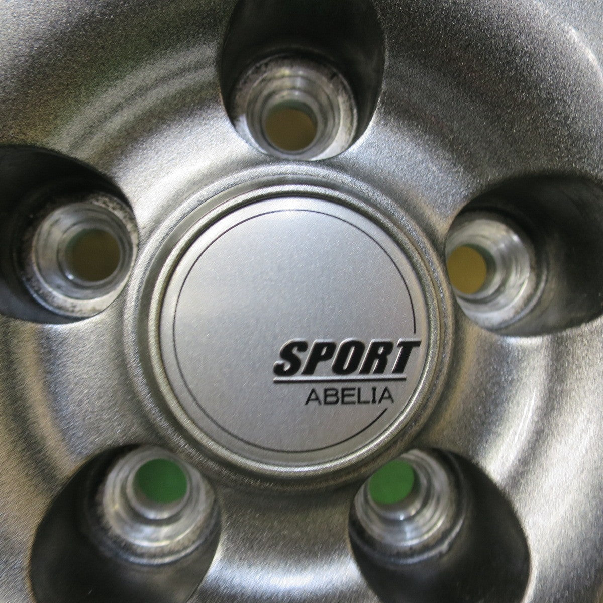 バリ溝！21年！キレイ！9.5分★ライズ ロッキー 等 195/65R16 スタッドレス ダンロップ ウインターマックス 03 SPORT ABELIA スポルト アベリア 16インチ PCD100/5H★5101506イス