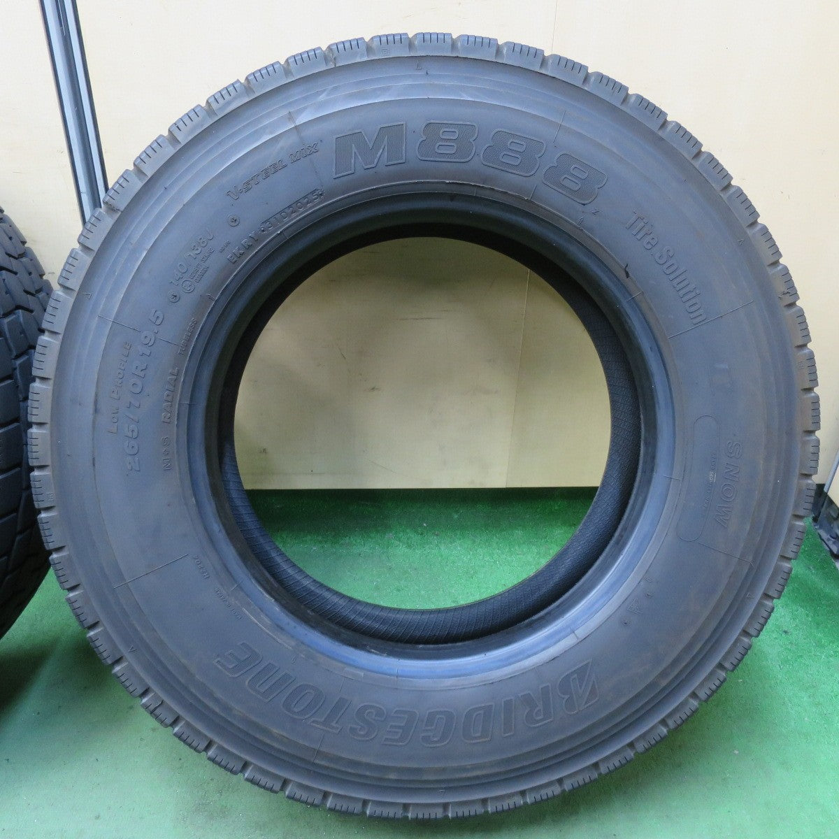 バリ溝！25年！9.5分！2本★トラック タイヤ 265/70R19.5 140/138J ブリヂストン M888 ミックス オールシーズン 19.5インチ★5120407イスタ