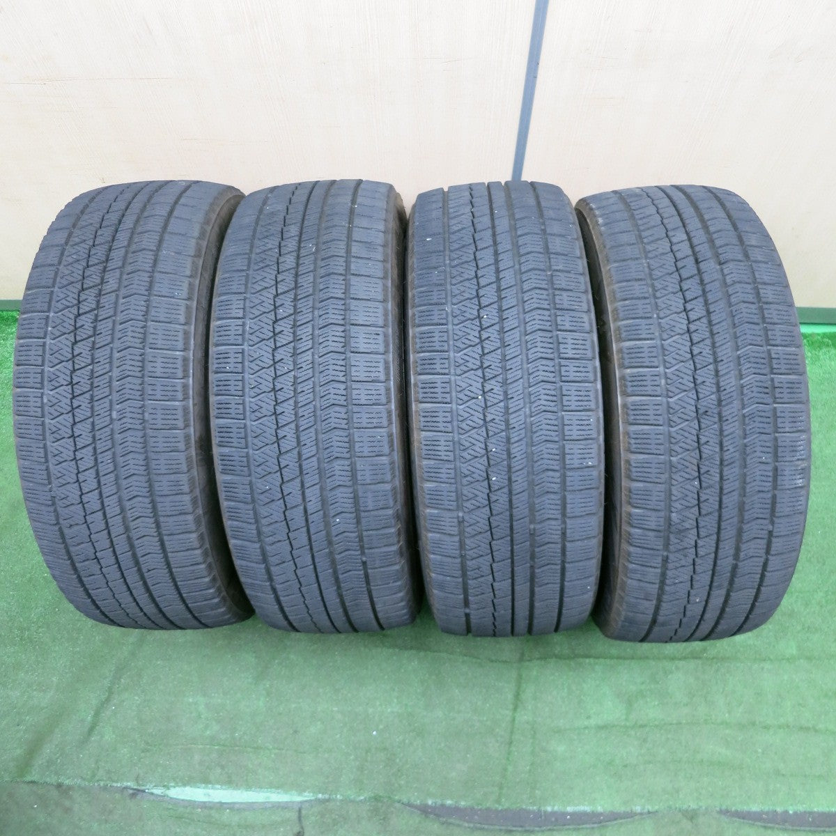 *送料無料* センサー付★レクサス ES バージョンL 純正 235/45R18 スタッドレス ブリヂストン ブリザック VRX2 18インチ PCD114.3/5H★4070301NJス