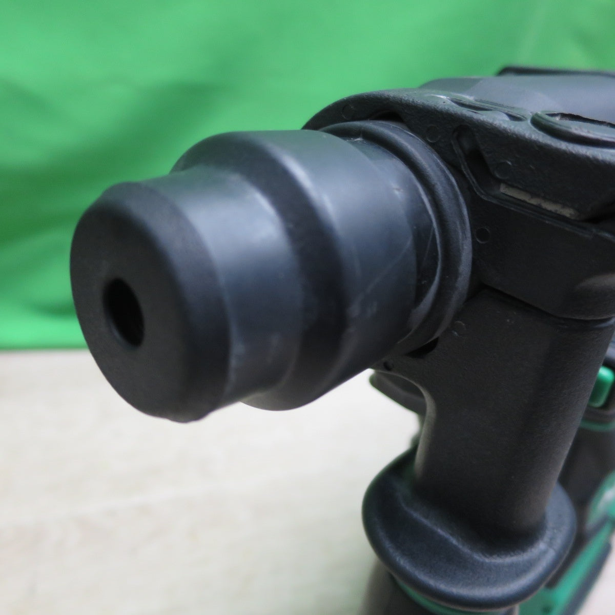 [送料無料] キレイ！バッテリー2個☆ハイコーキ HiKOKI 28mm 36V コードレス ロータリ ハンマ ドリル DH3628DA(2XPZ) ケース 付き 電動 工具☆