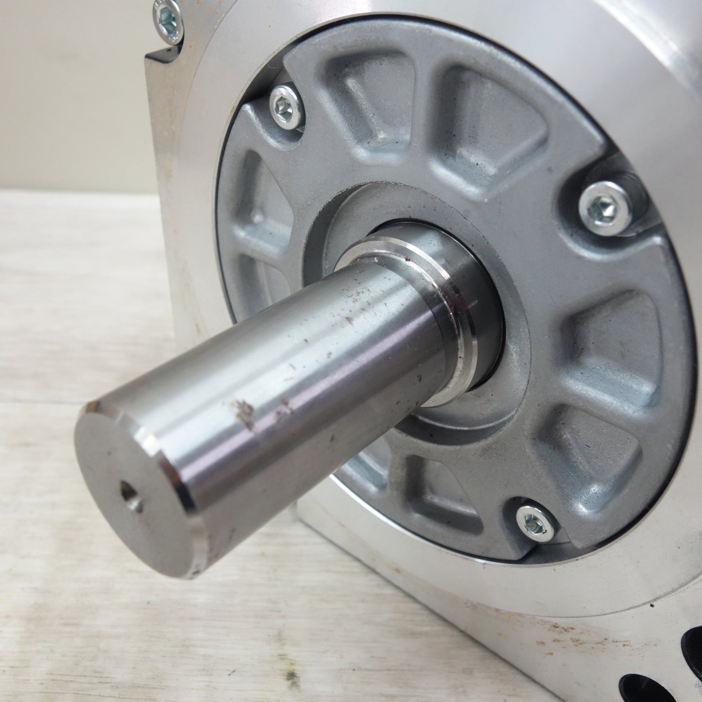 [送料無料] キレイ☆三菱電機 AC サーボー モーター SERVO MOTOR 400V HG-SR1024☆