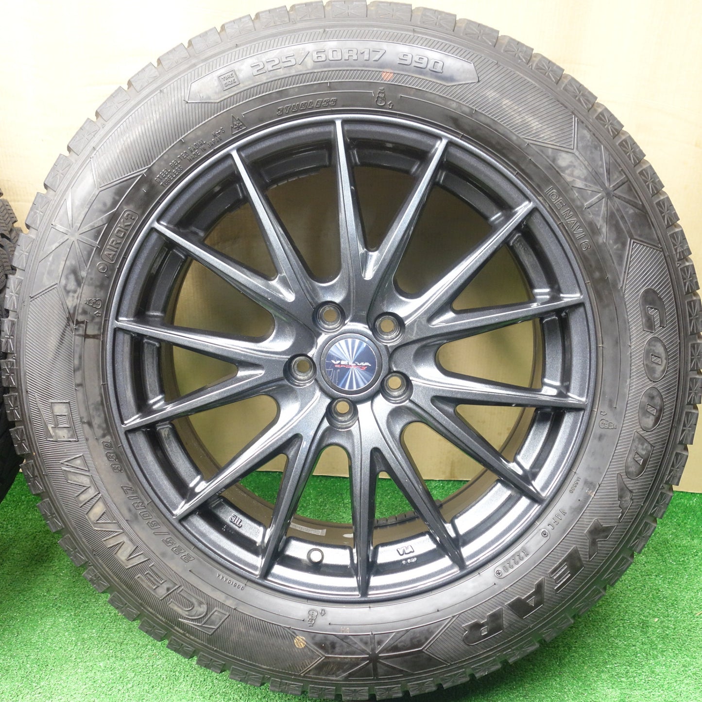 バリ溝！キレイ！9分★XV フォレスター 等 225/60R17 スタッドレス グッドイヤー アイスナビ6 VELVA SPORTZ ヴェルヴァ 17インチ PCD100/5H★5122803KTス
