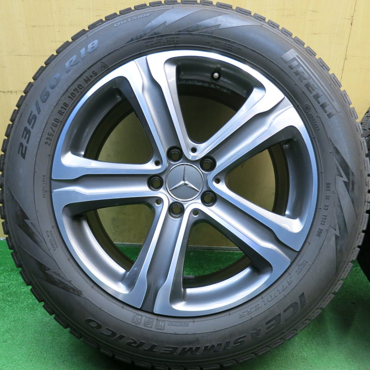 キレイ◎ベンツ GLC X253 C253 純正 235/60R18 スタッドレス ピレリ アイスアシンメトリコ 18インチ PCD112/5H◎6071808HAス