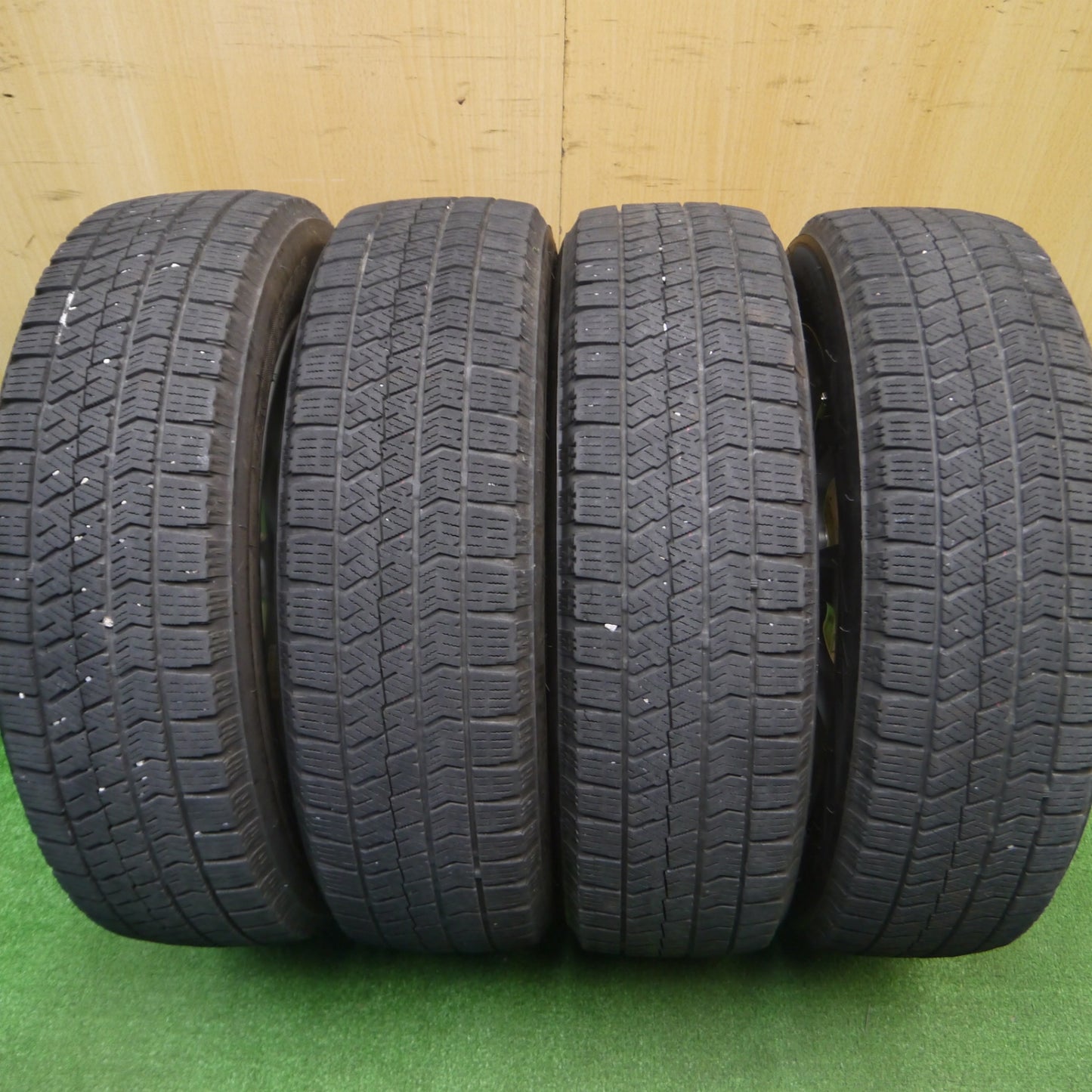 [送料無料] キレイ★スタッドレス 155/65R14 ブリヂストン ブリザック VRX2 BALMINUM バルミナ 14インチ PCD100/4H★4111806Hス