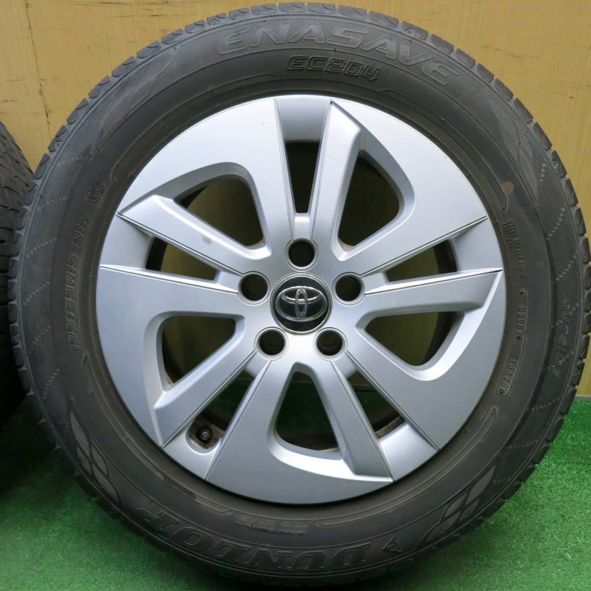 4本価格★トヨタ 50系 プリウス 純正 195/65R15 ダンロップ エナセーブ EC204 15インチ PCD100/5H★6022808HAノ