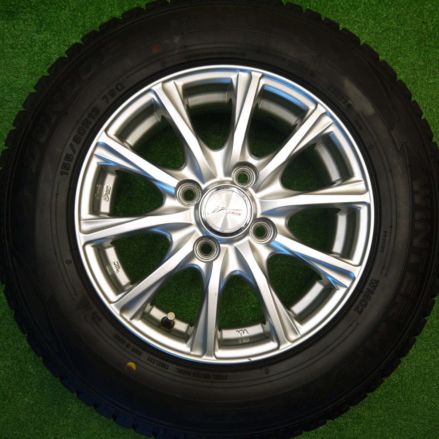 バリ溝！22年！キレイ！9.5分以上★スタッドレス 155/80R13 ダンロップ ウインターマックス WM02 JOKER ジョーカー 13インチ PCD100/4H★5101703Hス