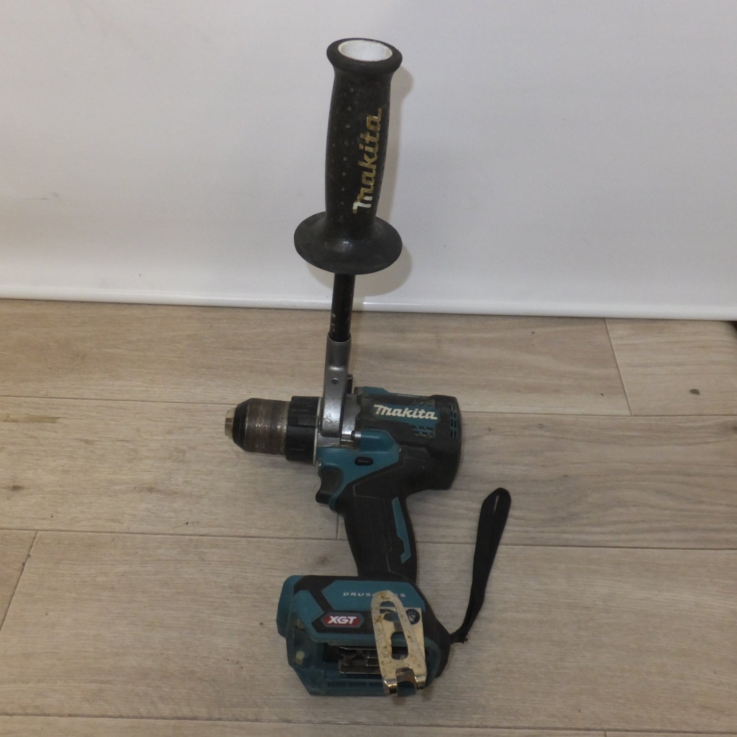 [送料無料] ★マキタ makita 充電式ドライバドリル DF001G 36V-40V(max) 本体のみ★