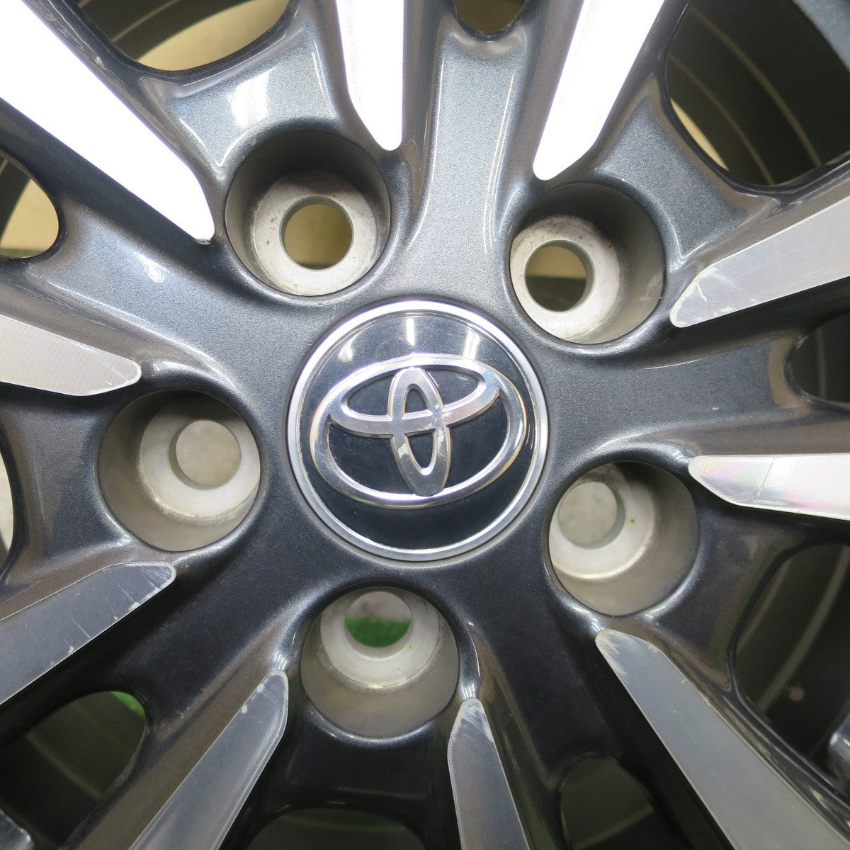 4本価格◎トヨタ 80系 エスクァイア 純正 ホイール 15インチ 15×6J PCD114.3/5H◎6081204NGホ