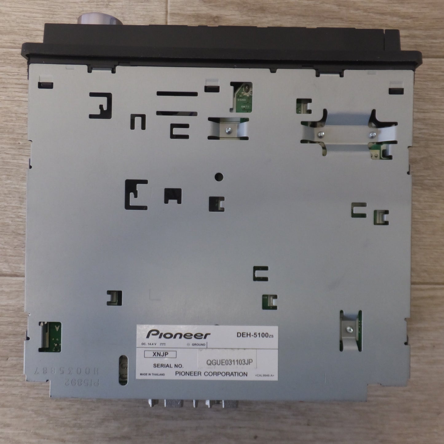 [送料無料] ★カロッツェリア carrozzeria AVメインユニット DEH-5100ZS CDプレーヤー(29)★