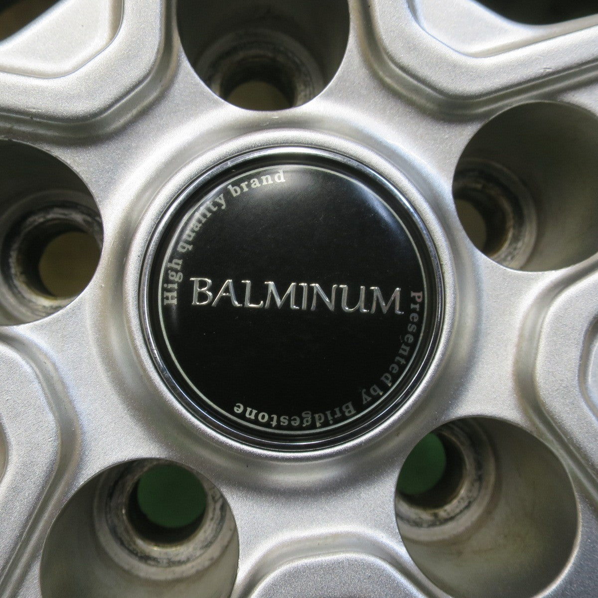 バリ溝！21年！キレイ！9分★スタッドレス 225/65R17 ブリヂストン ブリザック DM-V3 BALMINUM バルミナ 17インチ PCD114.3/5H★5110708イス