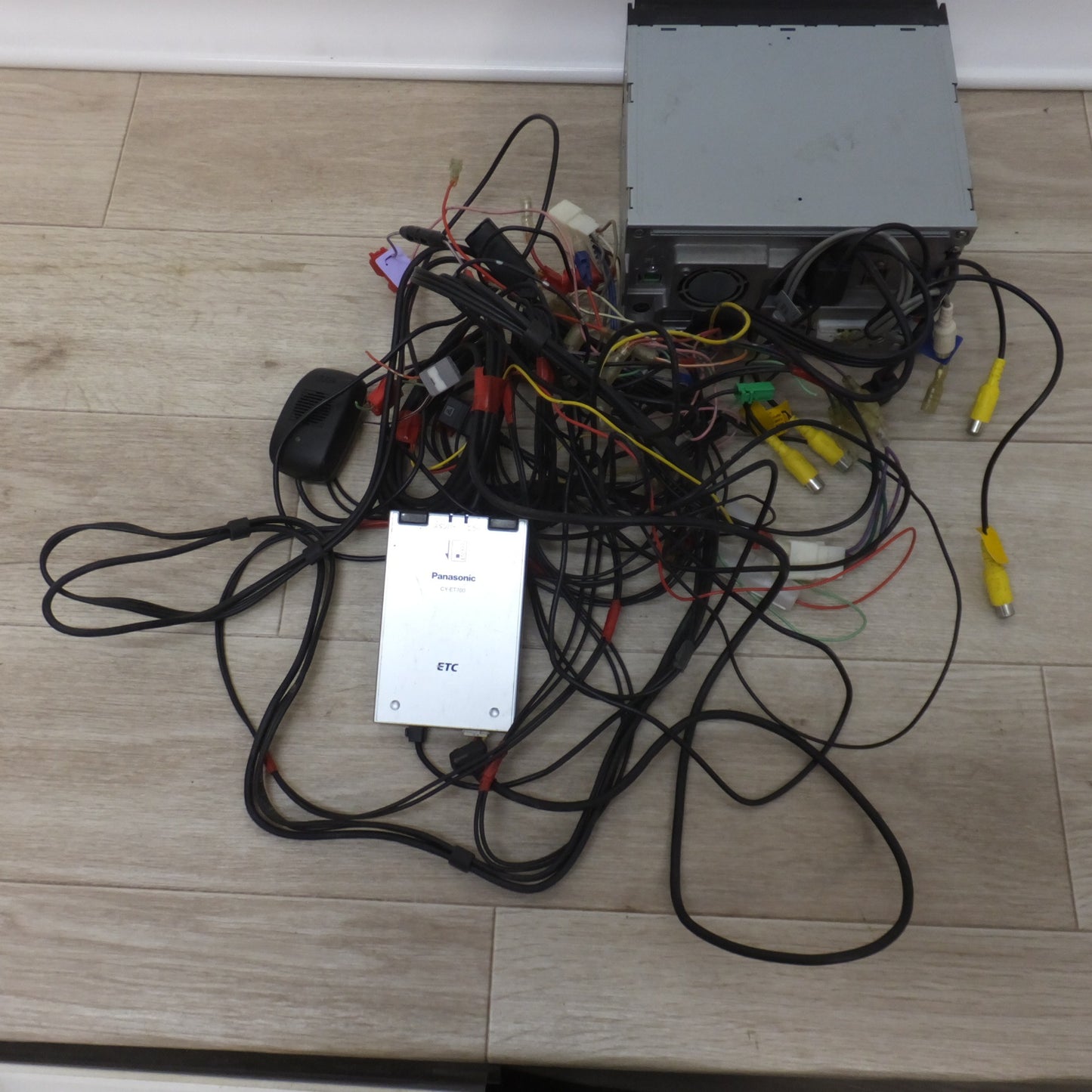 [送料無料] ★カロッツェリア carrozzeria カーナビ 楽ナビ AVIC-MRZ07　パナソニック ETC車載器 CY-ET700D　セット[14]★