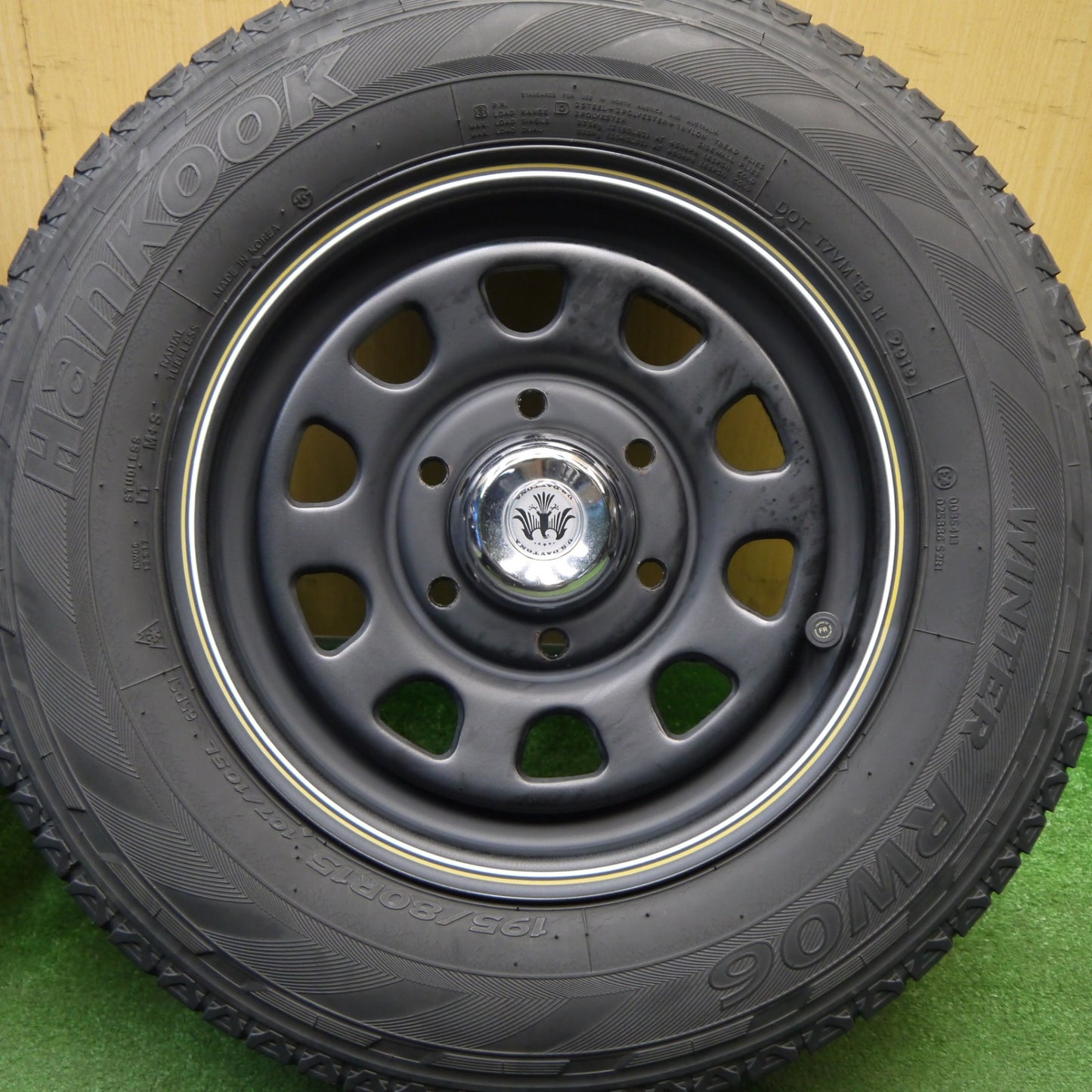 キレイ★スタッドレス 195/80R15 107/105L ハンコック ウインター RW06 U.S.DAYTONA US デイトナ 15インチ PCD139.7/6H★6013003Hス