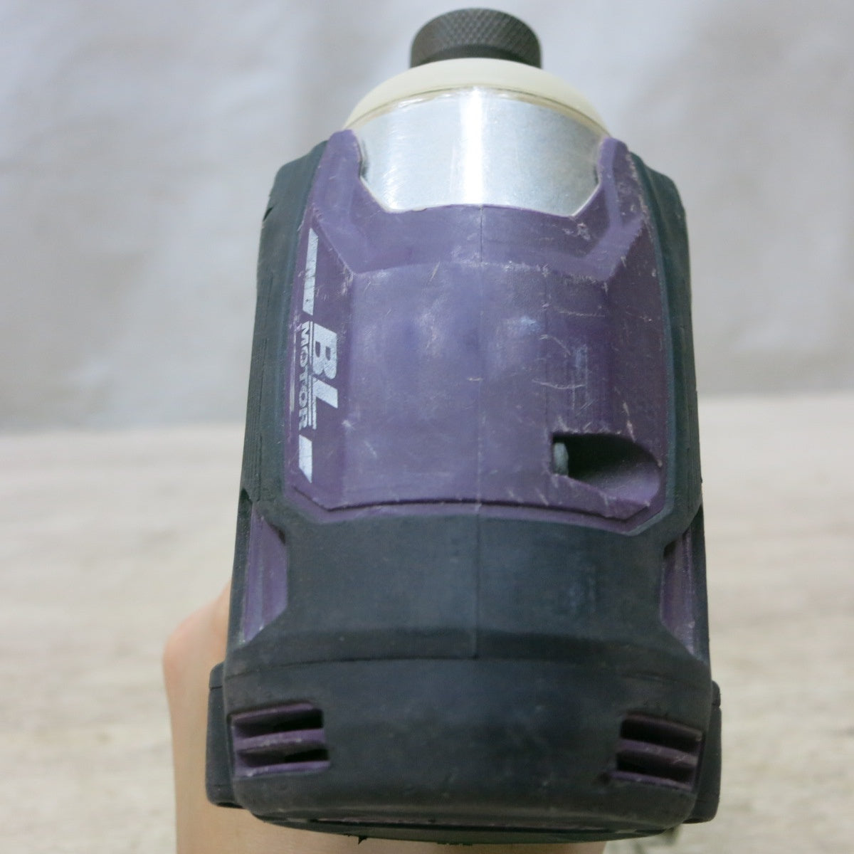 [送料無料] ◆マキタ 充電式 インパクトドライバ TD172D 電動 工具 18V コードレス 紫 パープル makita◆