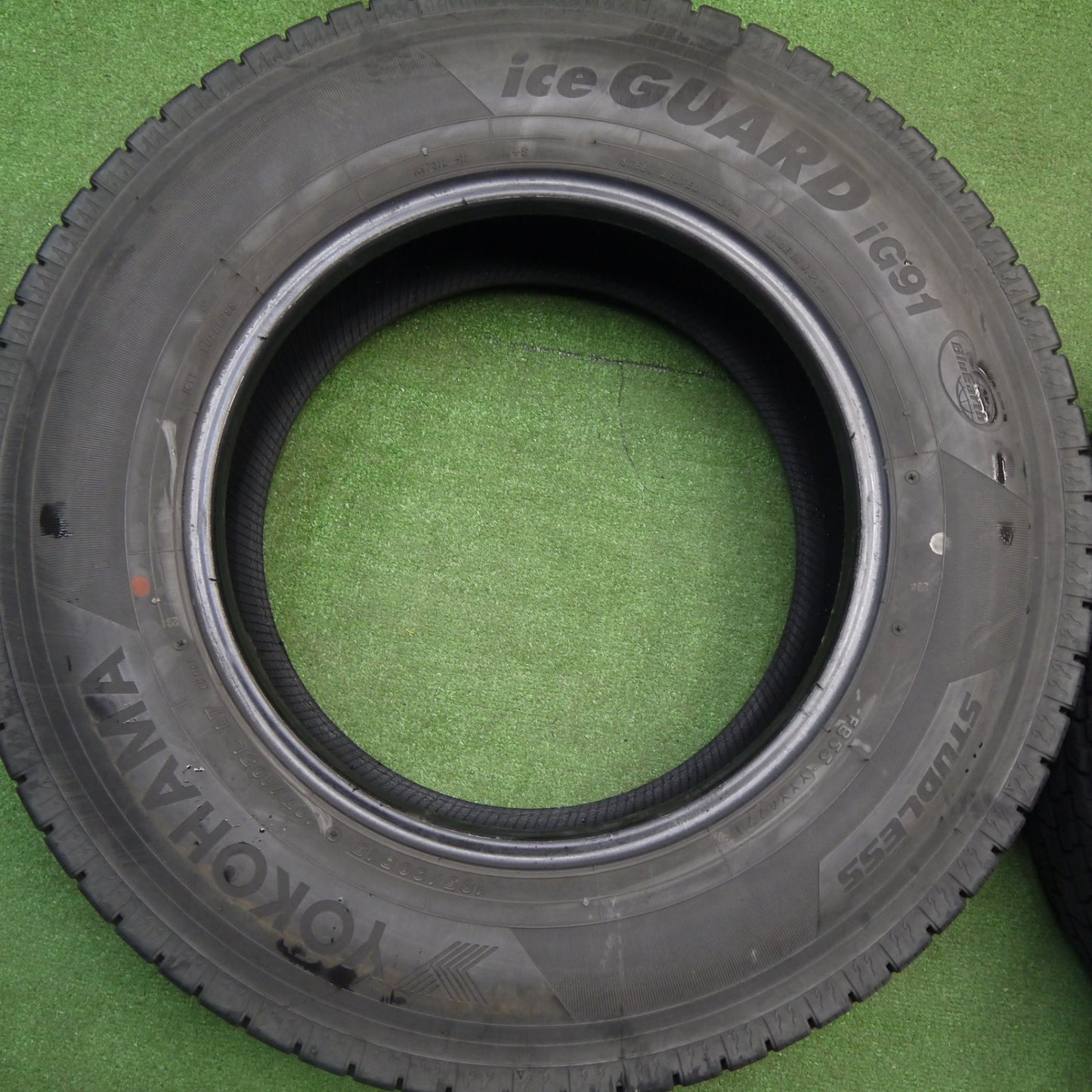 バリ溝！21年！9.5分★スタッドレス 195/80R15 107/105L ヨコハマ アイスガード iG91 タイヤ 15インチ ハイエース キャラバン 等★5121905Hスタ