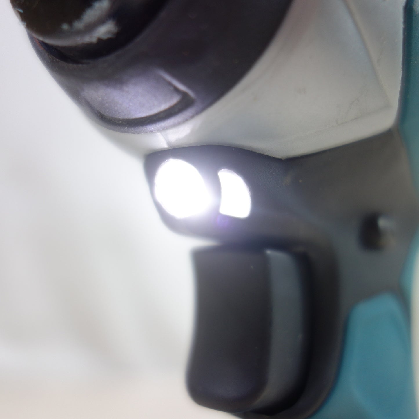 [送料無料] バッテリー2個付◆マキタ 充電式 インパクトドライバ TD146DX 電動 工具 コードレス 18V DIY Makita◆