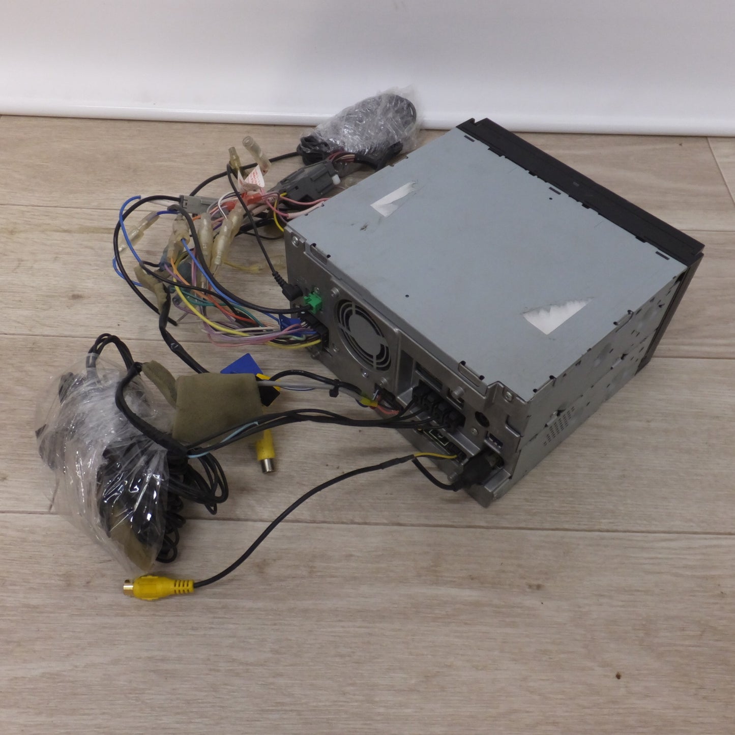 [送料無料] ★カロッツェリア carrozzeria AV一体型ナビ サイバーナビ AVIC-ZH77 パイオニア Pioneer[10]★