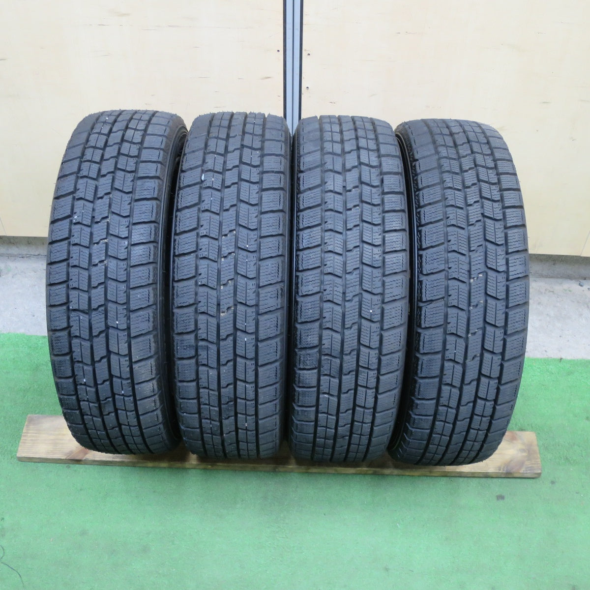 バリ溝！24年！キレイ！ほぼ10分★ホンダ N-ONE RS 純正 165/55R15 スタッドレス グッドイヤー アイスナビ7 15インチ Nワン PCD100/4H★6021504TTス
