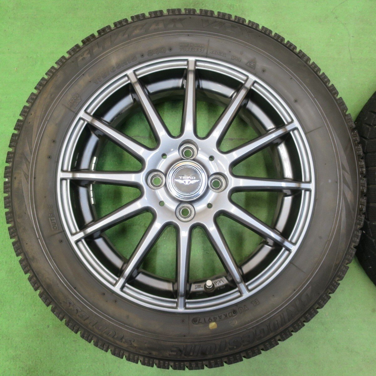 4本価格★スタッドレス 175/65R15 ブリヂストン ブリザック VRX TEAD テッド 15インチ PCD100/4H★5031410イス