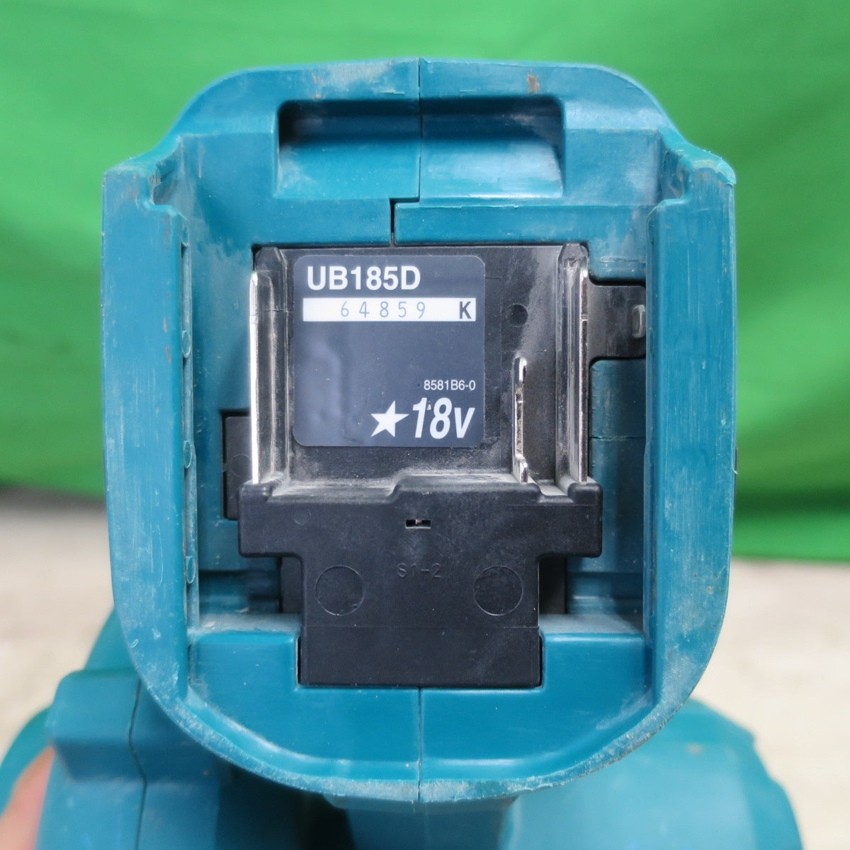 [送料無料] ☆マキタ 充電式 ブロワ 18V UB185D 本体のみ 送風 集塵 電動 工具 ①☆