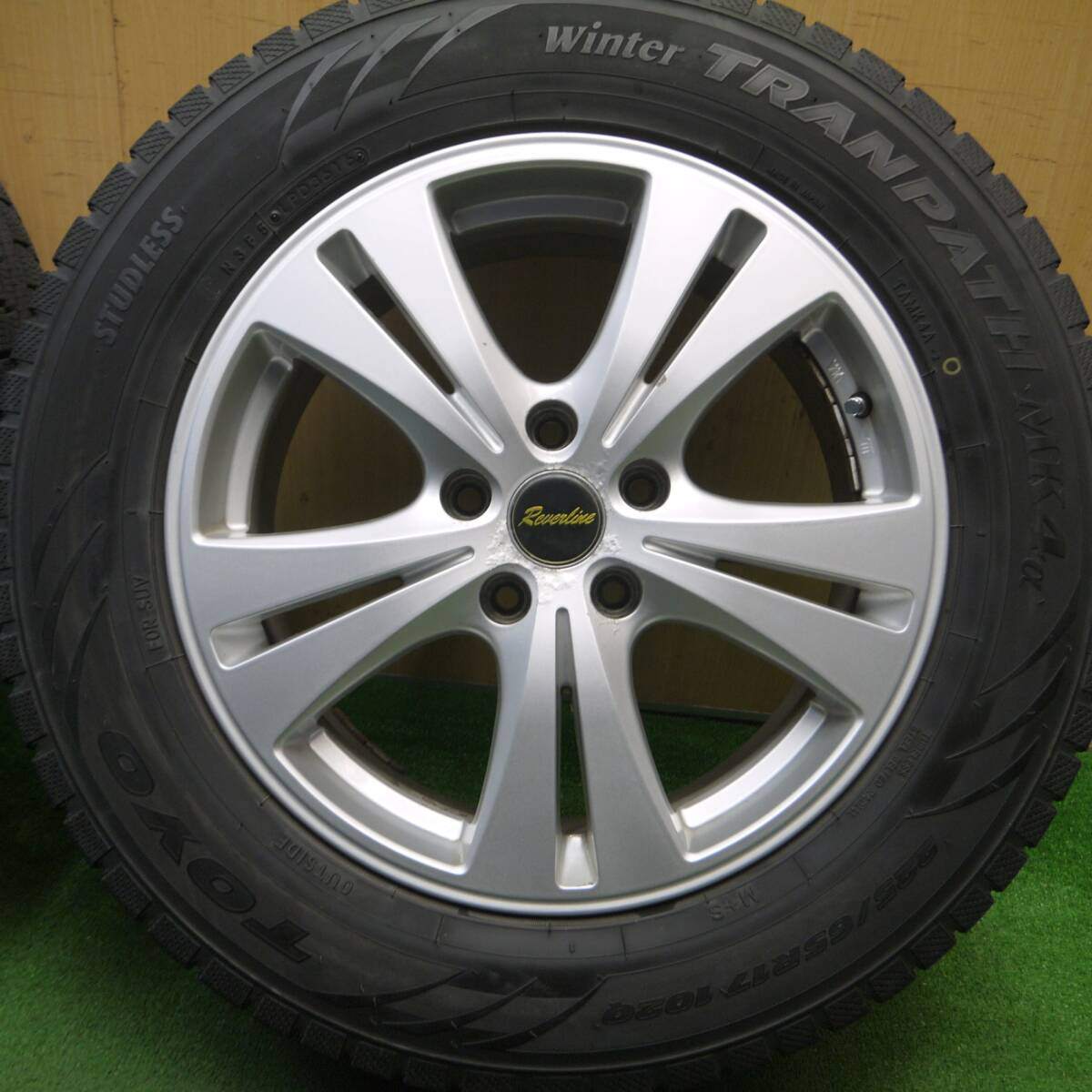 4本★スタッドレス 225/65R17 トーヨー ウインター トランパス MK4α Reverline リバーライン 17インチ PCD114.3/5H★5011409Hス