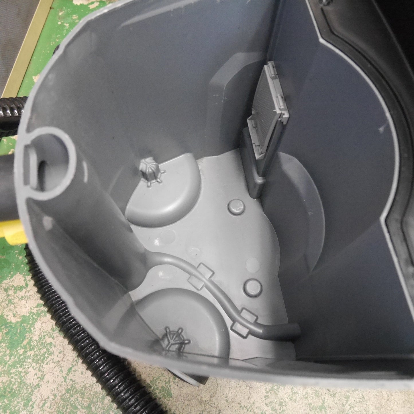 [送料無料] ☆KARCHER カーペット リンス クリーナー Puzzi 8/1 業務用 清掃 掃除 ケルヒャー☆
