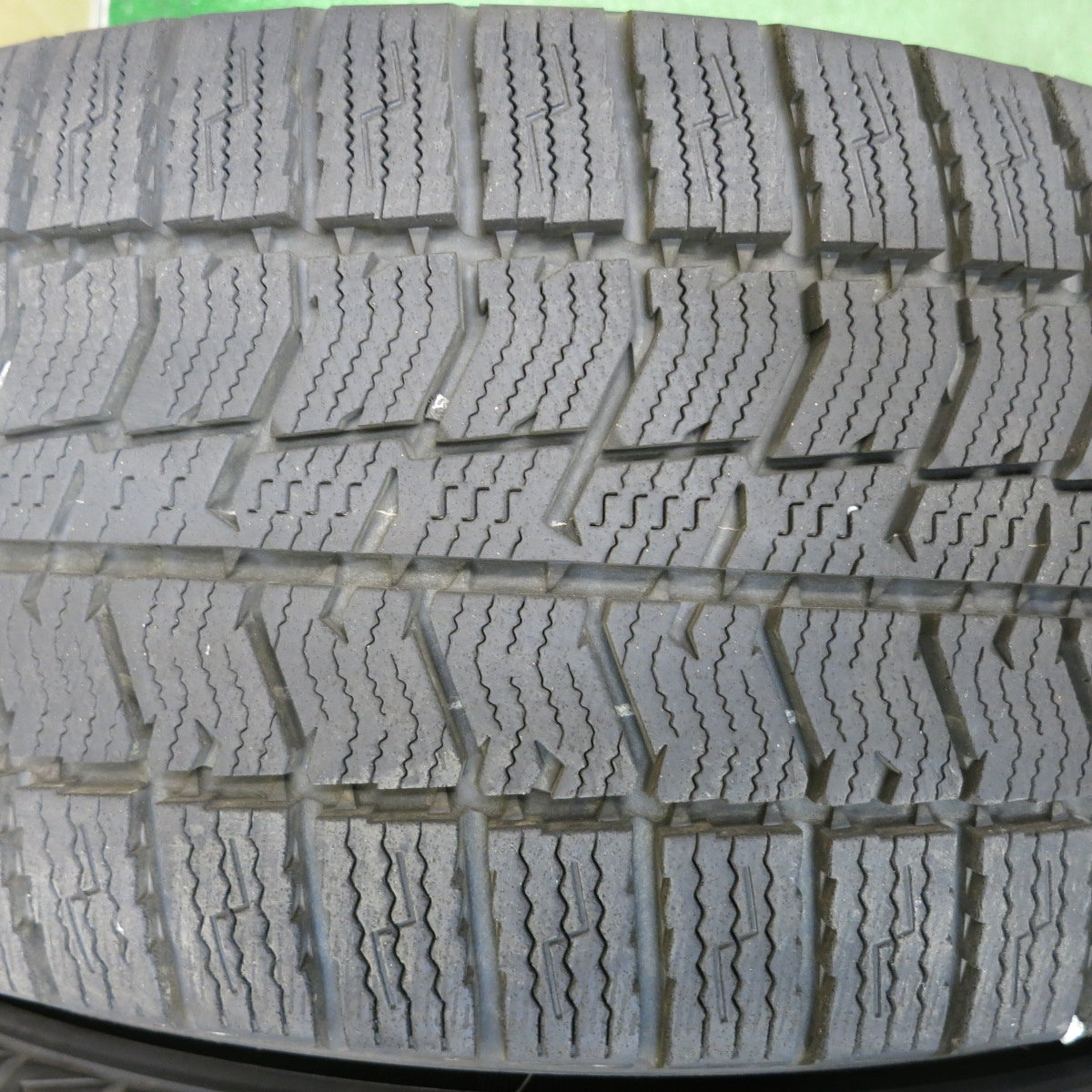バリ溝！24年！9.5分以上★スタッドレス 205/55R16 トーヨー オブザーブ GIZ3 MANARAY SPORT マナレイ スポーツ 16インチ PCD114.3/5H★6031507HAス