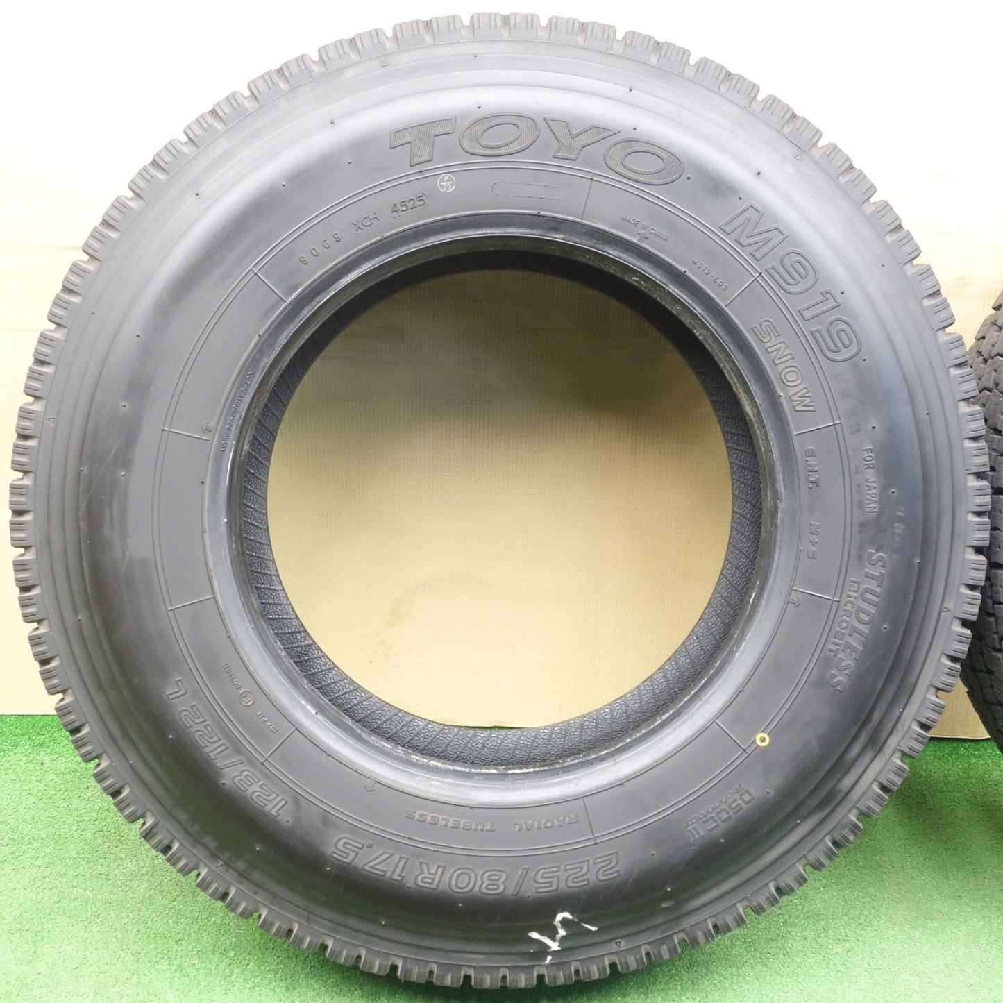 バリ溝！25年！9.5分★トラック タイヤ 225/80R17.5 123/122L スタッドレス トーヨー M919 17.5インチ★6022005KTスタ