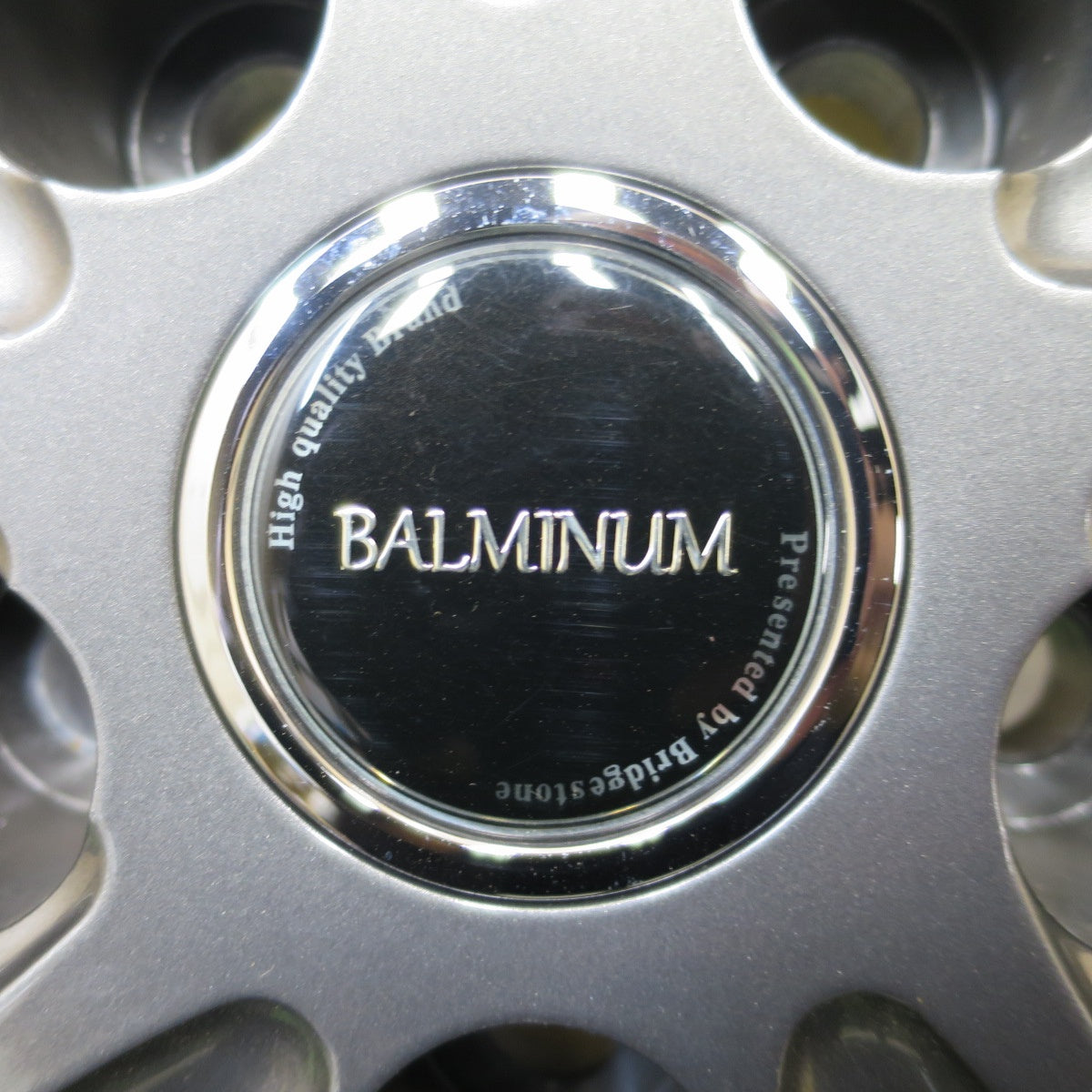 キレイ◎スタッドレス 205/60R16 ブリヂストン ブリザック VRX BALMINUM AR12 バルミナ 16インチ PCD114.3/5H◎6090904NGス