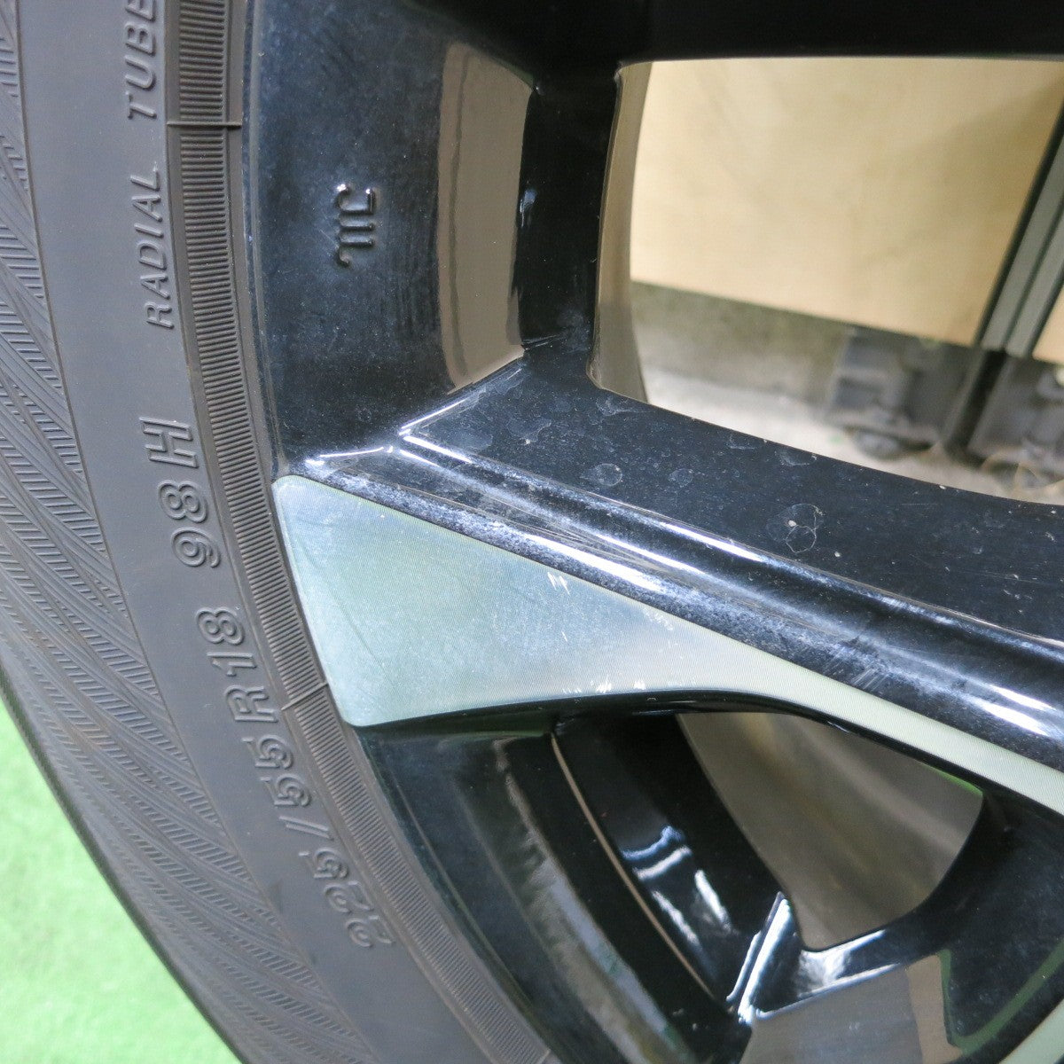 バリ溝！24年！9.5分！1本★ホンダ ZR-V Zグレード 純正 225/55R18 ヨコハマ アドバン dB V552 18インチ PCD114.3/5H★5051601ナノ