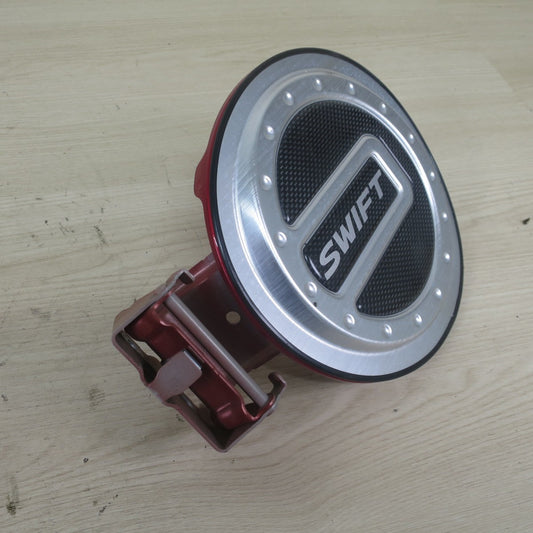キレイ♪スズキ ZC33S スイフト スポーツ 純正 フューエル リット カバー 給油口 蓋 型式 不明 カー パーツ♪