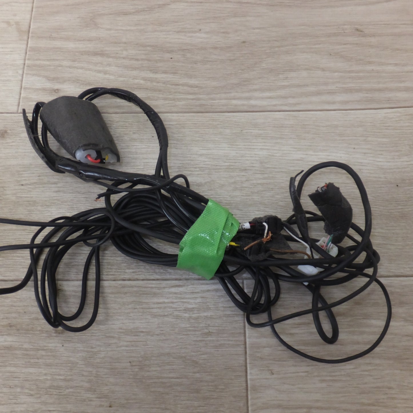 [送料無料] ★デンソー製 トヨタ ダイハツ 純正 ETC車載器 ビルトインタイプ DIU-6201 アンテナ分離型[84]★