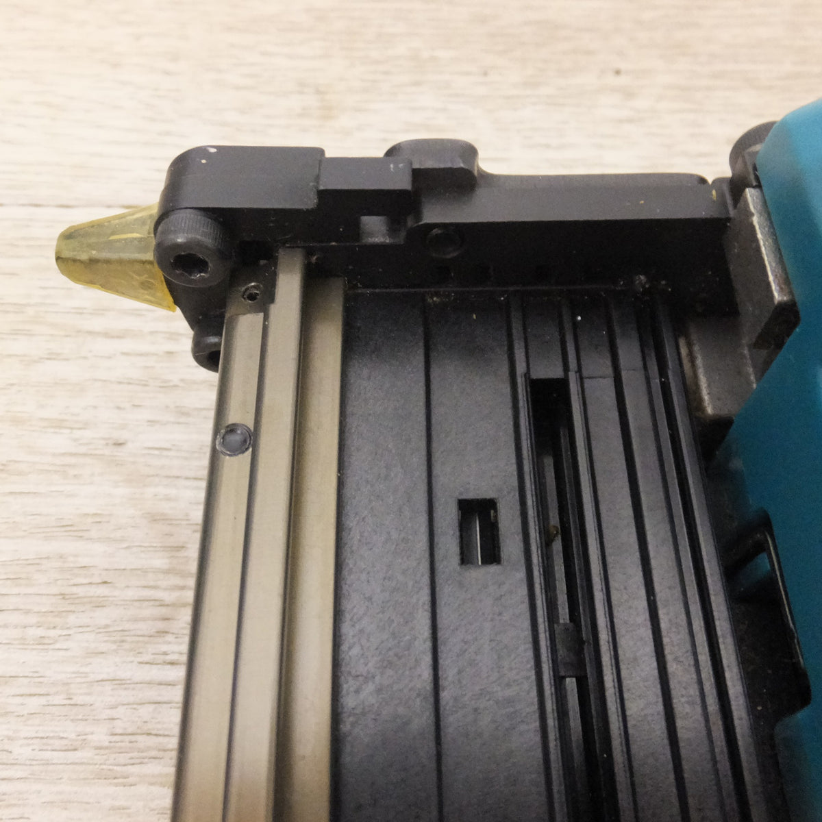 キレイ★マキタ makita 充電式ピンタッカ PT353DZK 18V 本体のみ★