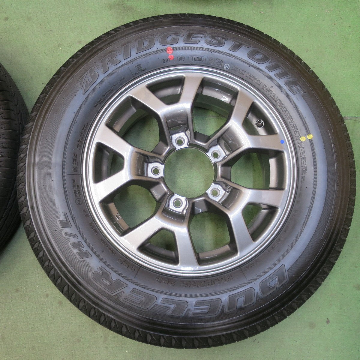 新車外し！25年★スズキ JB74Ｗ ジムニー シエラ 純正 195/80R15 ブリヂストン デューラー H/L 852 15インチ PCD139.7/5H★6052505イノ