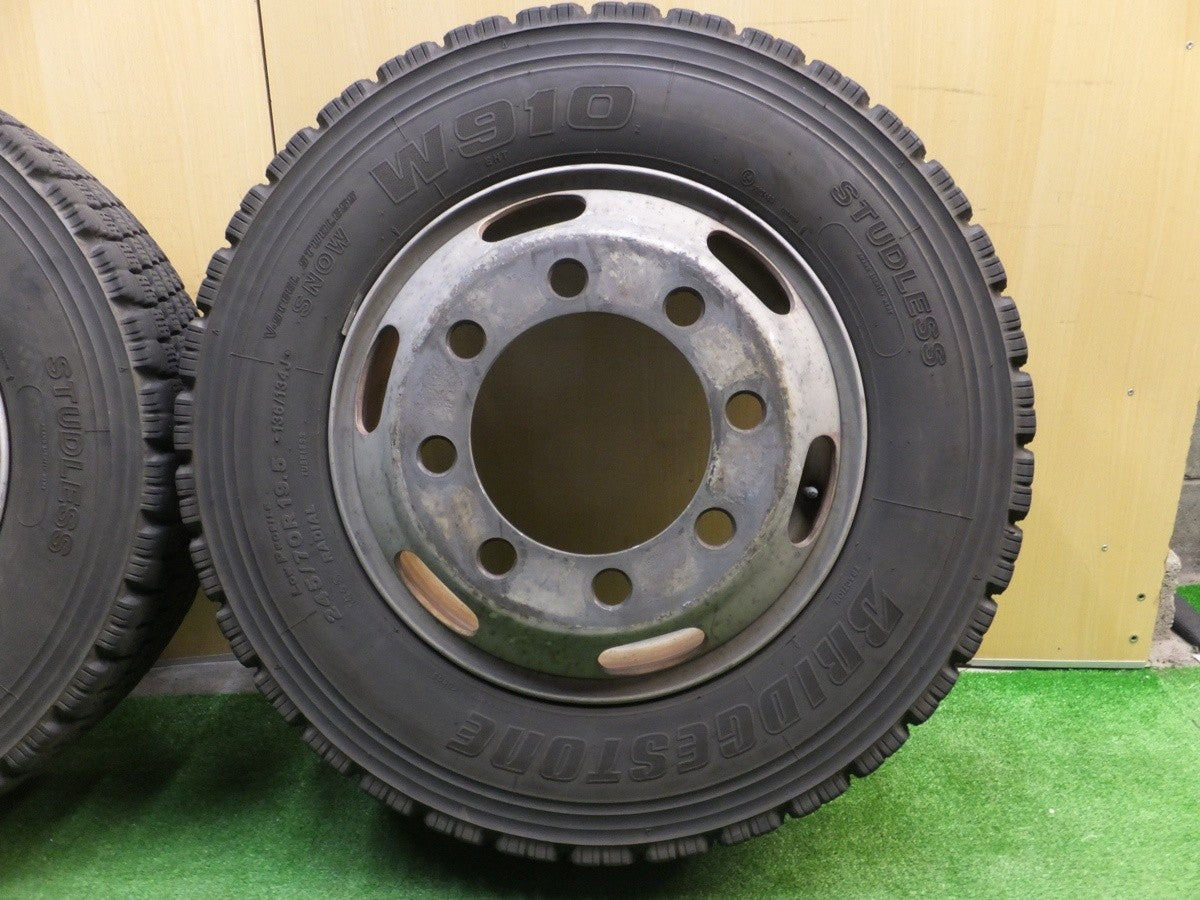 バリ溝！9分★トラック タイヤ 245/70R19.5 136/134J スタッドレス ブリヂストン W910 鉄 ホイール 147-12ESP★1121705ヤス