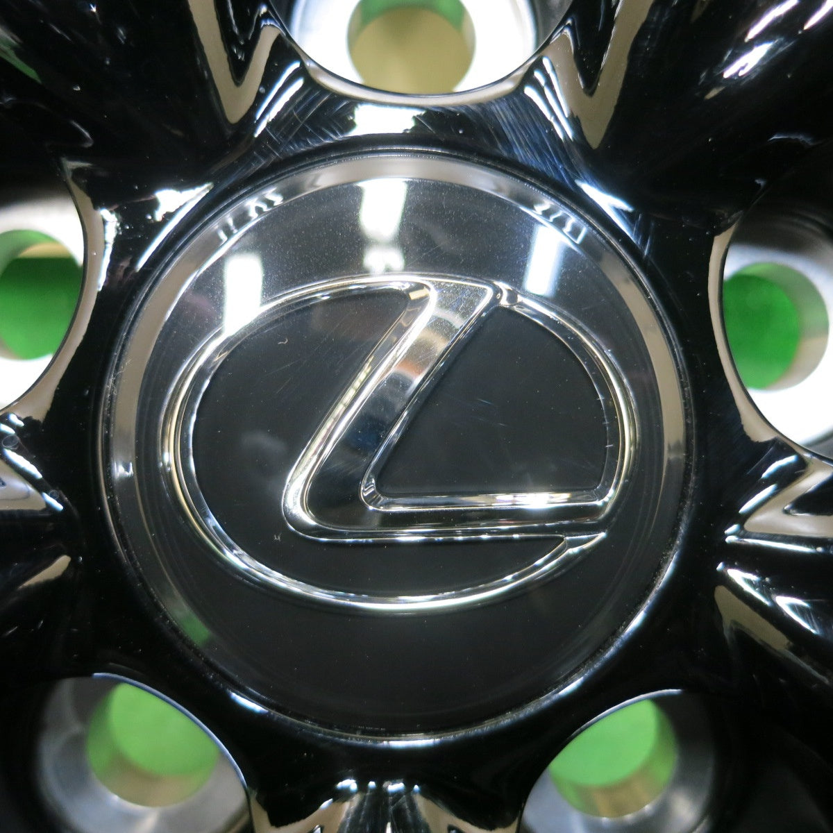 *送料無料* 空気圧センサー付！新車外し★レクサス ES300h Fスポーツ 純正 ホイール 19インチ 19×8J PCD114.3/5H★4040613イホ