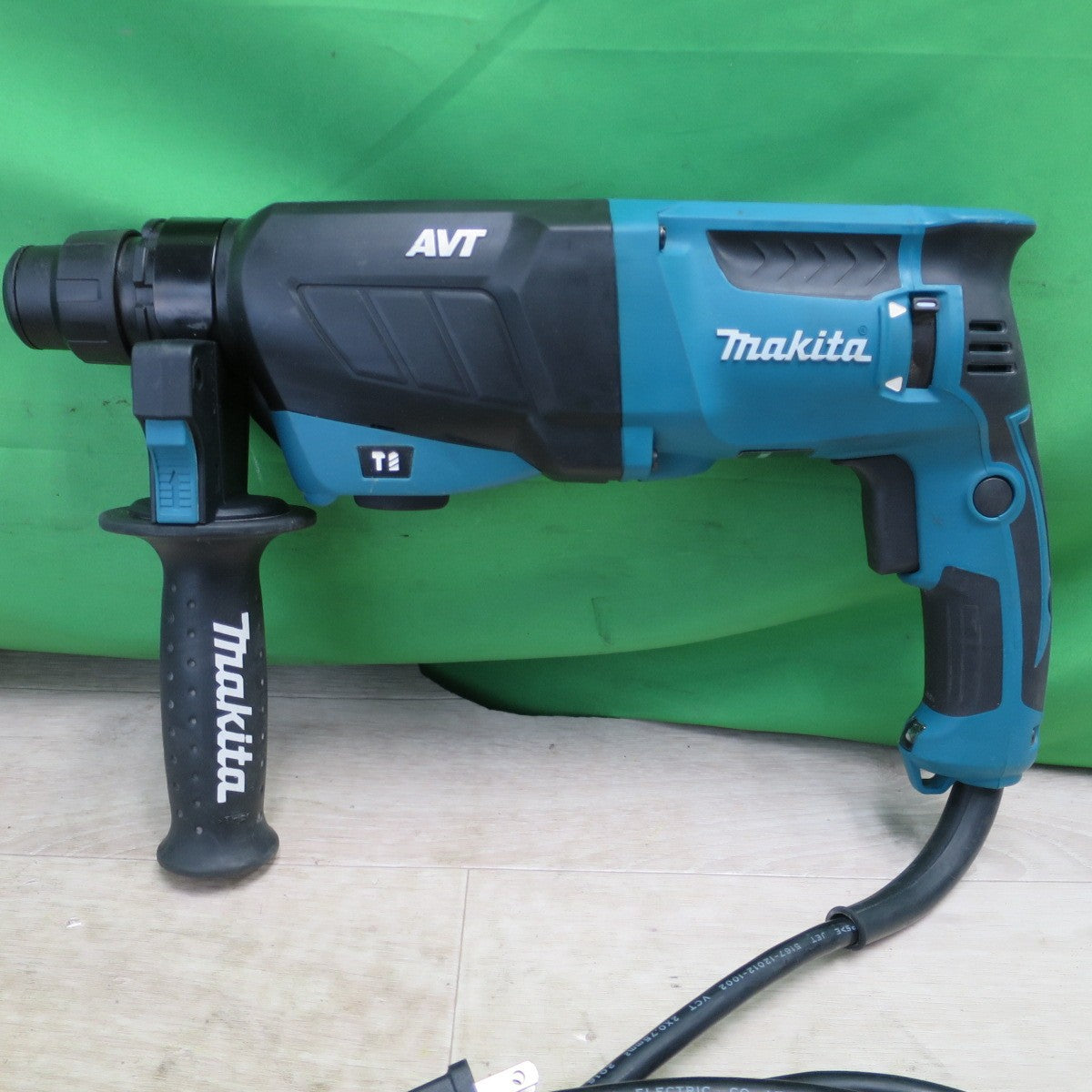 [送料無料] 付属品付き！キレイ☆マキタ 26mm ハンマドリル HR2631F 電動 工具 ハンマードリル makita コード式☆
