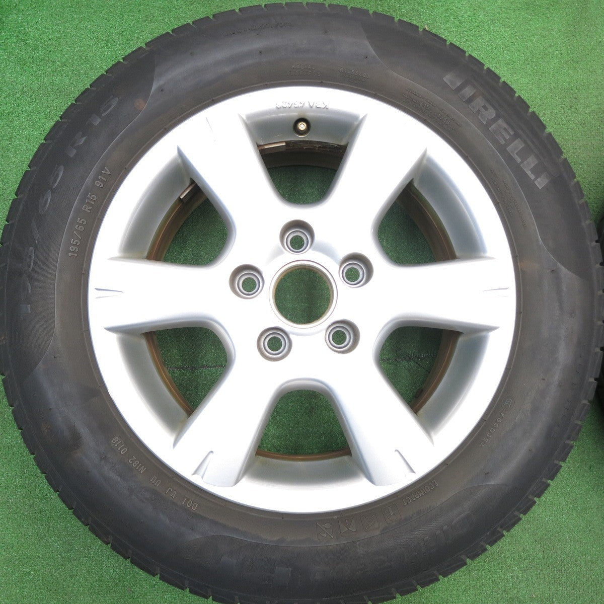 4本価格★ワーゲン ゴルフ 純正 195/65R15 ピレリ Cinturato P1 15インチ PCD112/5H★5042701HAノ
