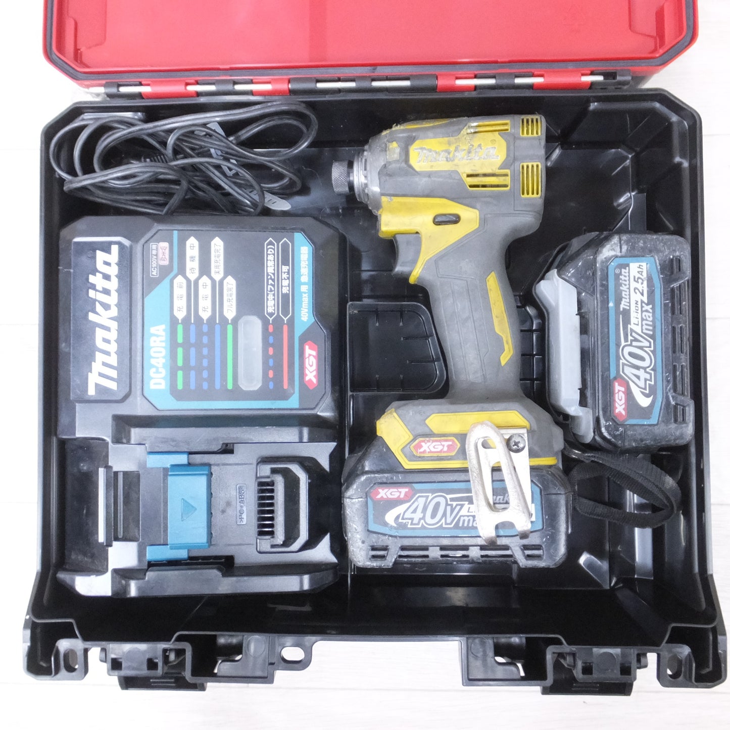[送料無料] バッテリー2個◆マキタ 40V 充電式 インパクト ドライバー TD001G ケース 充電器付き 電動 工具◆