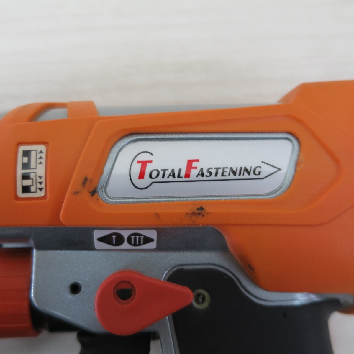 キレイ！付属品付き☆TOTAL FASTENING ポケット 釘打機 TF32P 釘打ち機 コイル ネイラ トータルファスニング エアー ツール 工具☆