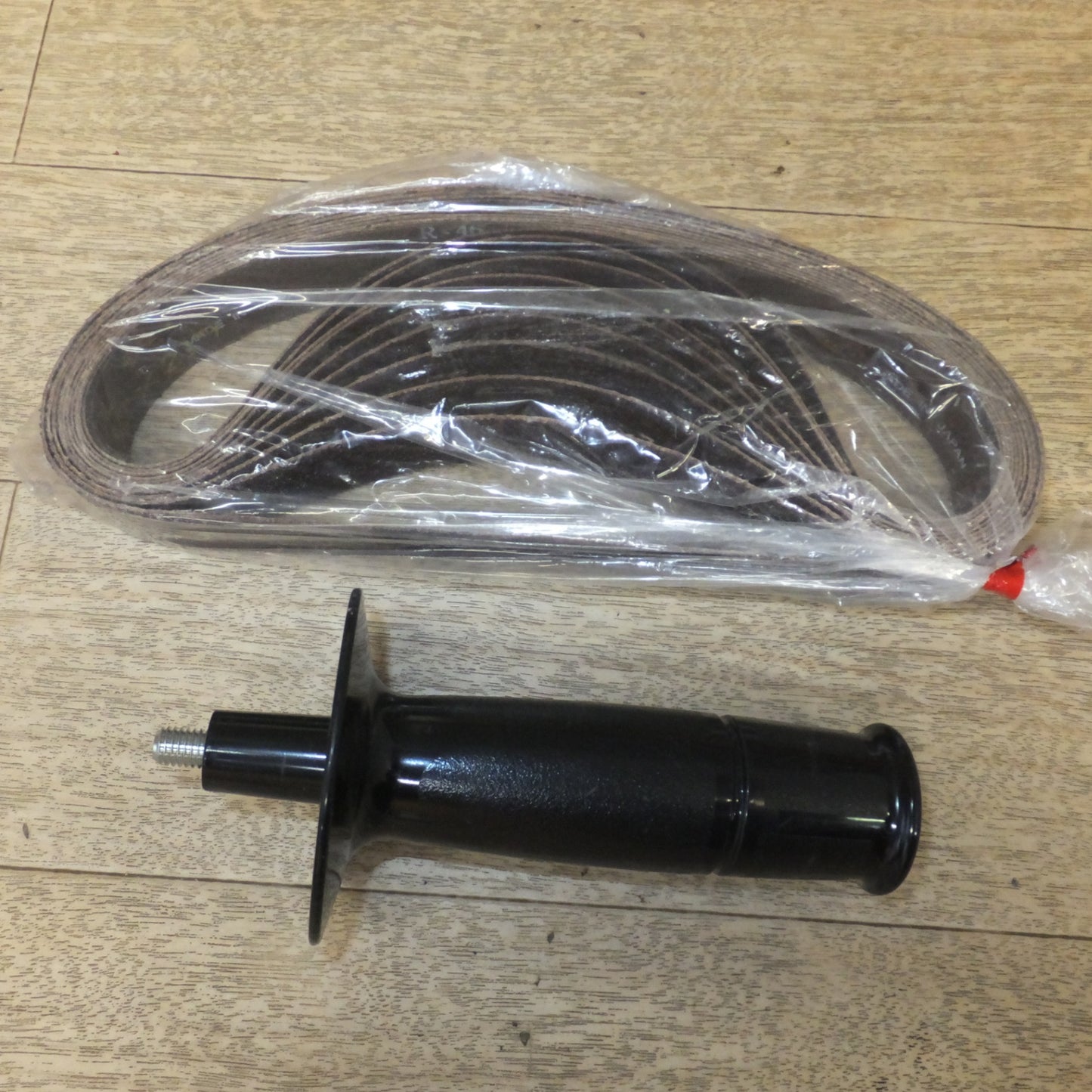 [送料無料] ★マキタ makita 30mm ベルトサンダ 9031　100V～ 5.8A 50-60Hz 550W★