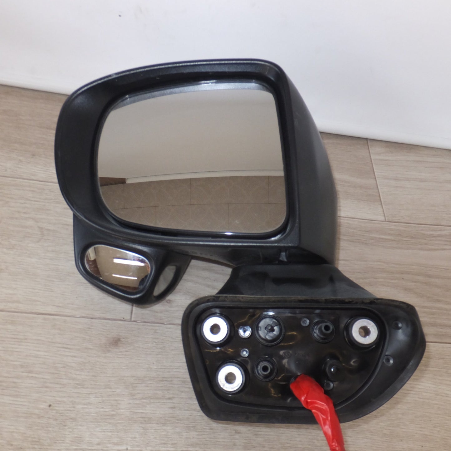 [送料無料] ★トヨタ TOYOTA 純正 タンク M900A M910A ドアミラー 左 Murakami J104 045743(27)★