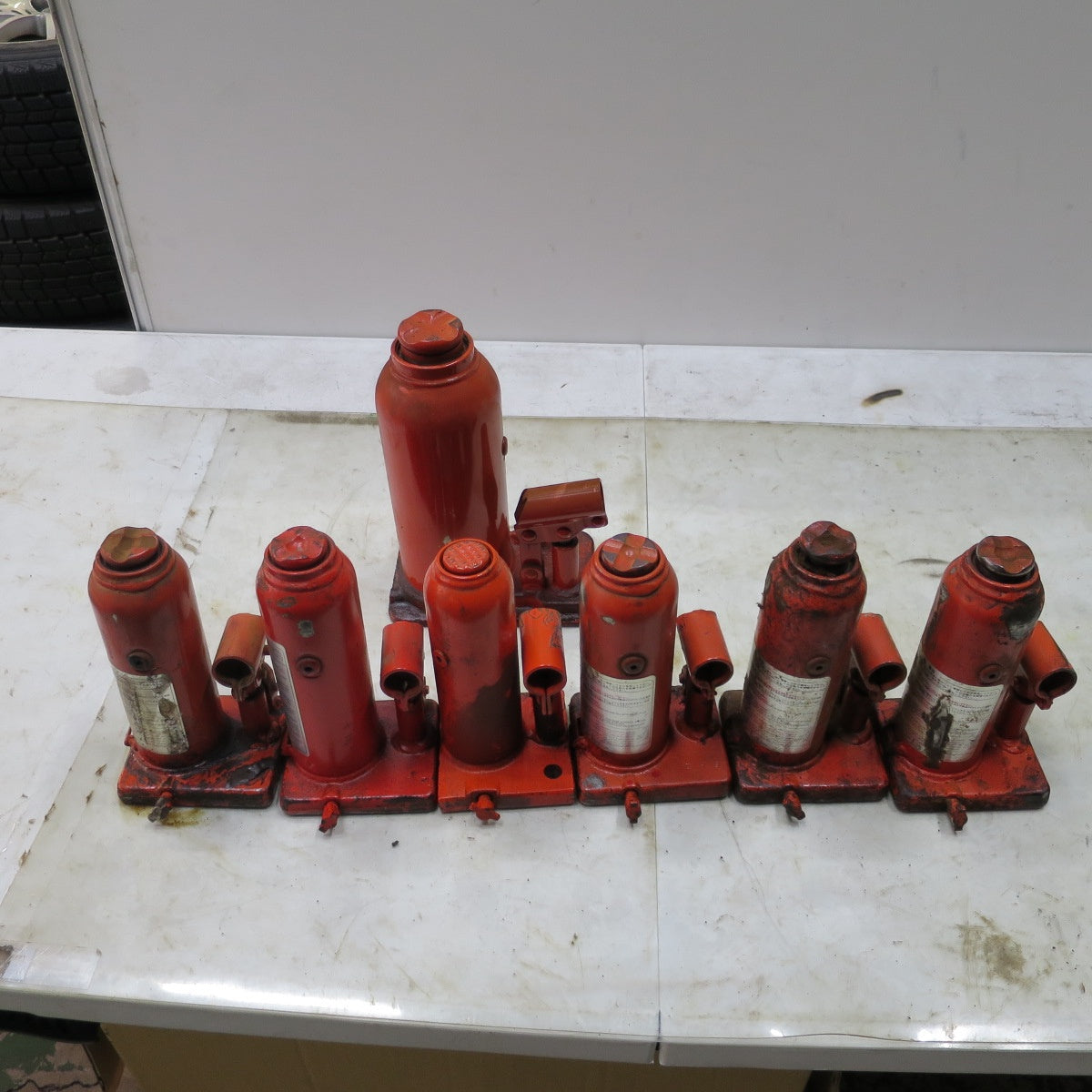 [送料無料] 7点まとめ売り◆マサダ 油圧 ジャッキ NF-5IF 5ton SMO41-A 4ton NF-5I 5ton MHK-10Y 10ton オイル ダルマ だるま ジャッキ 工具 ジャンク品◆