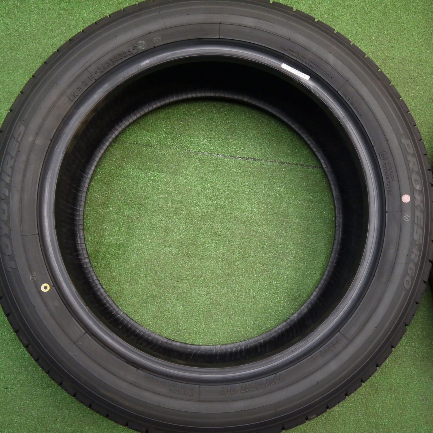 新車外し！25年★205/55R17 トーヨー プロクセス R60 TOYO PROXES タイヤ 17インチ キックス ヴォクシー ノア 等★5121210Hノタ