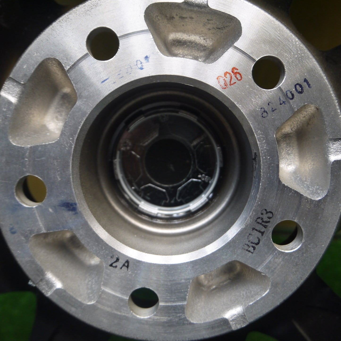 [送料無料] 未使用！付属品付き★Precious HM-3 19インチ ホイール プレシャス 19×8J PCD114.3/5H★5022110Hホ