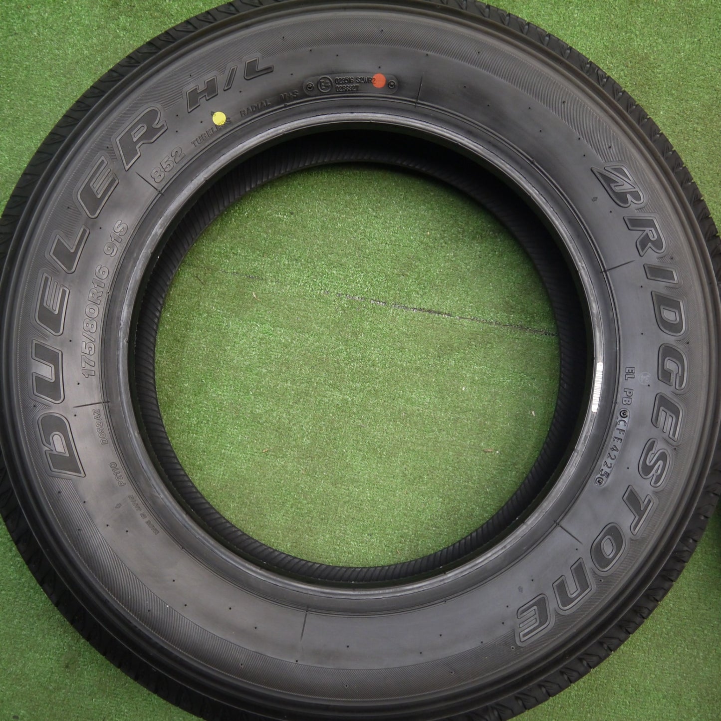 新車外し！25年★ジムニー 等 175/80R16 ブリヂストン デューラー H/L 852 DUELER タイヤ 16インチ★5121608Hノタ
