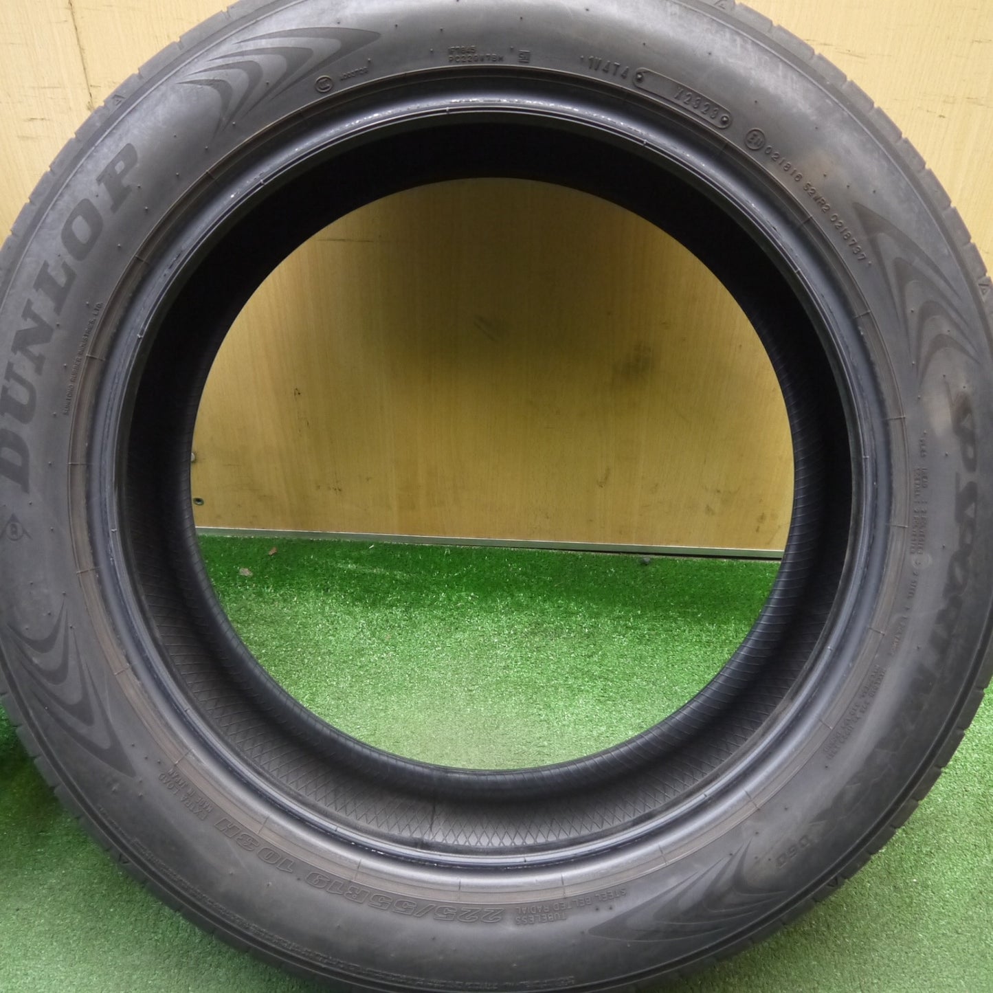 2本価格！23年★225/55R19 ダンロップ SPスポーツマックス 060 タイヤ 19インチ 40系 ヴェルファイア アルファード 等★6021810Hノタ